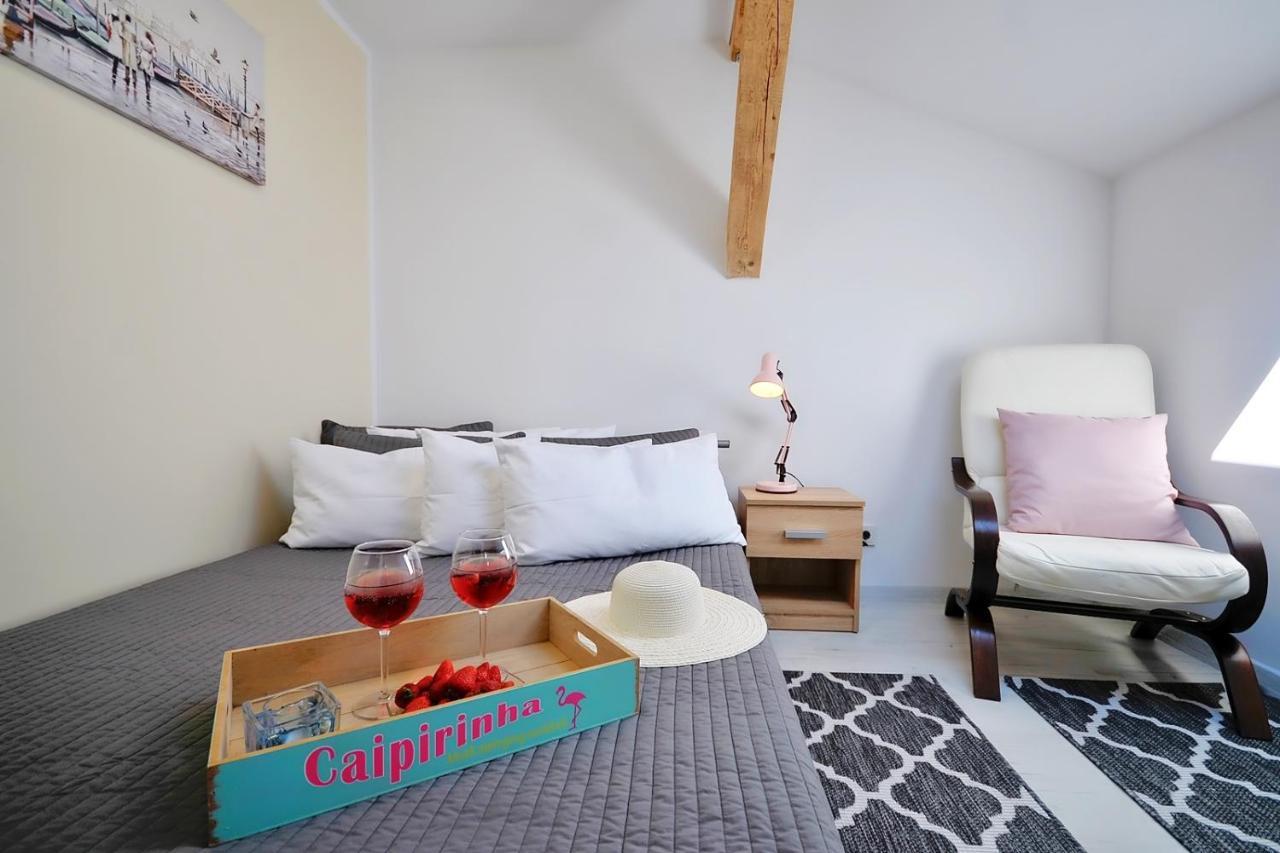 Plaza Apartment