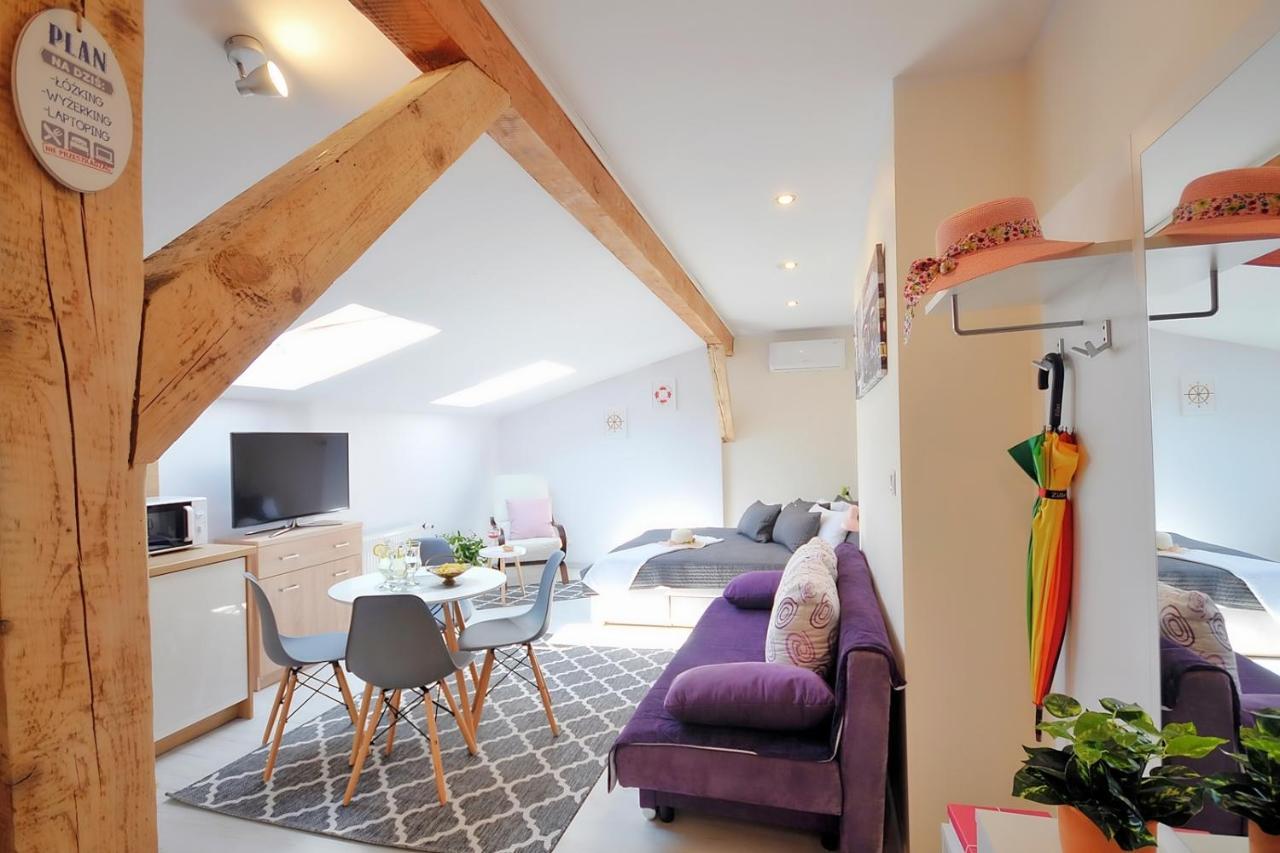 Plaza Apartment